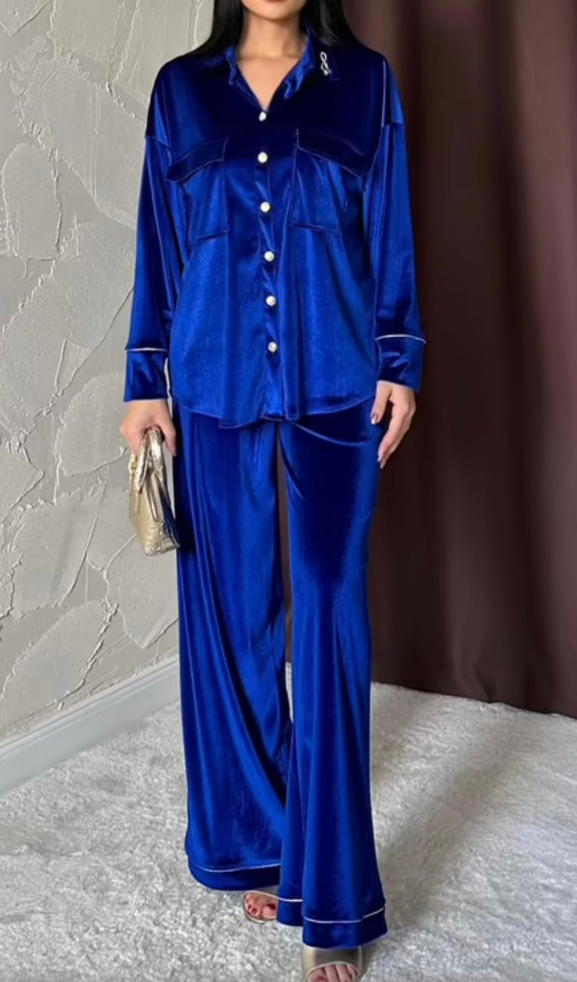 Ensemble Velours Fluide – Élégance